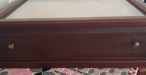 Men\'s antique jewelry holder with 2 drawers